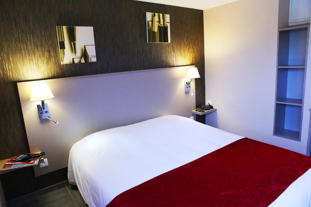 Hotel Le Coudon La Farlede Room photo