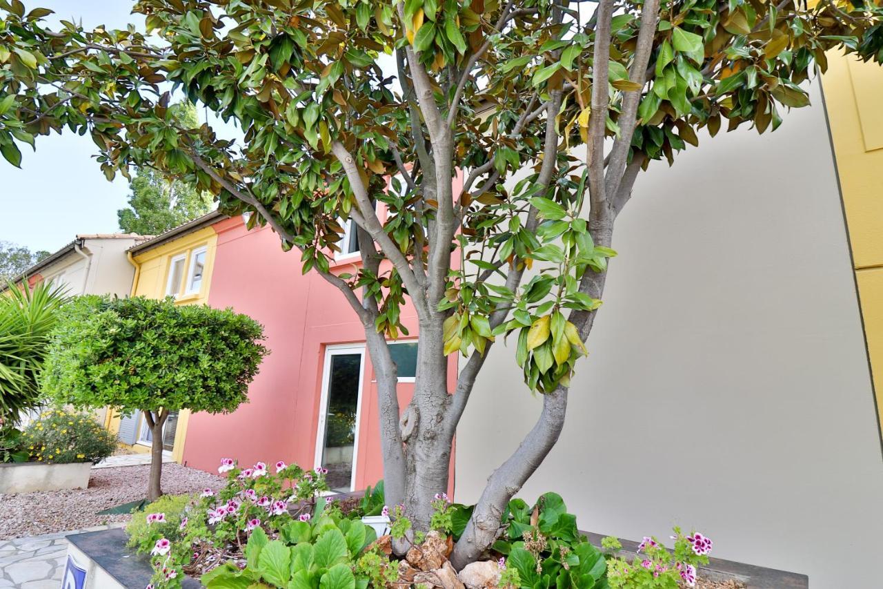 Hotel Le Coudon La Farlede Exterior photo