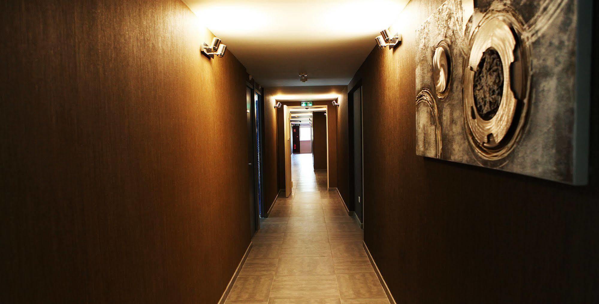 Hotel Le Coudon La Farlede Exterior photo